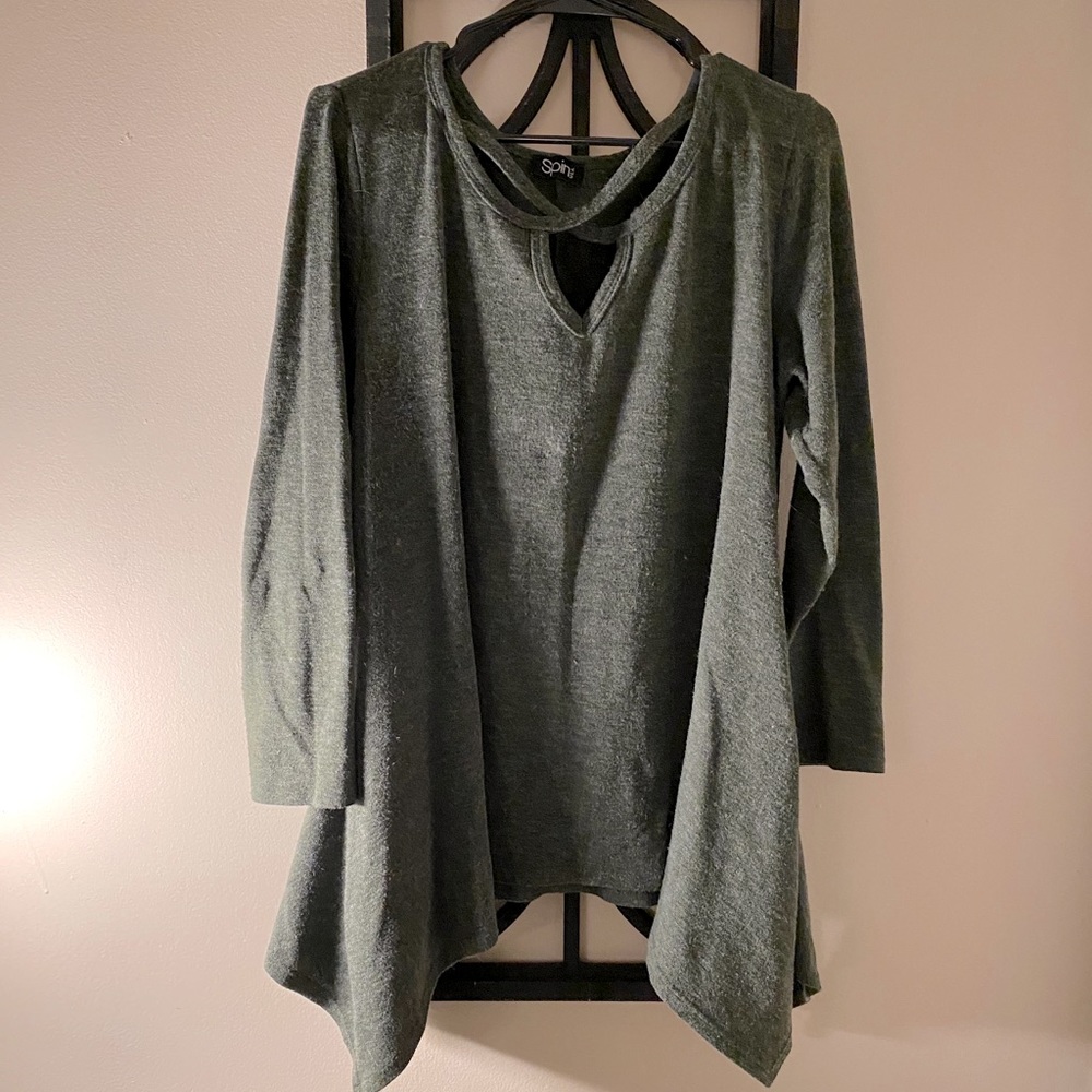 Women’s tunic sweater
